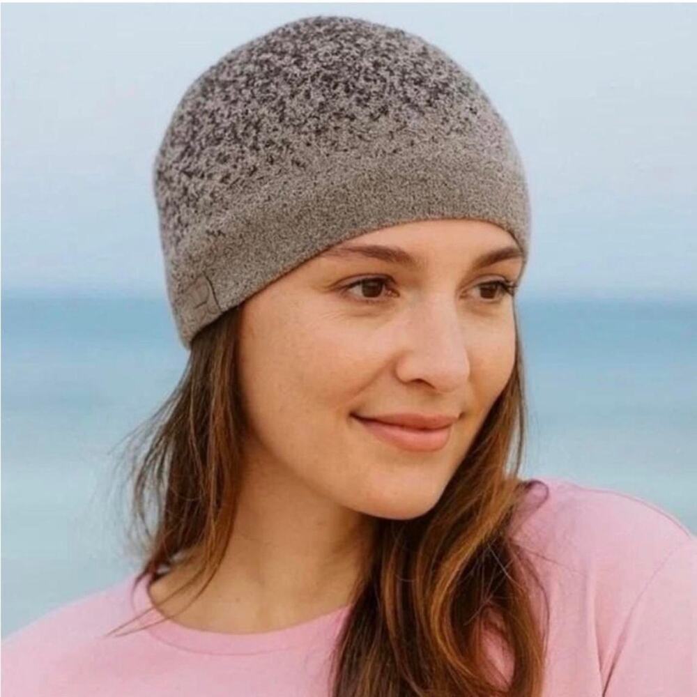 Barefoot dreams cozychic lite confetti